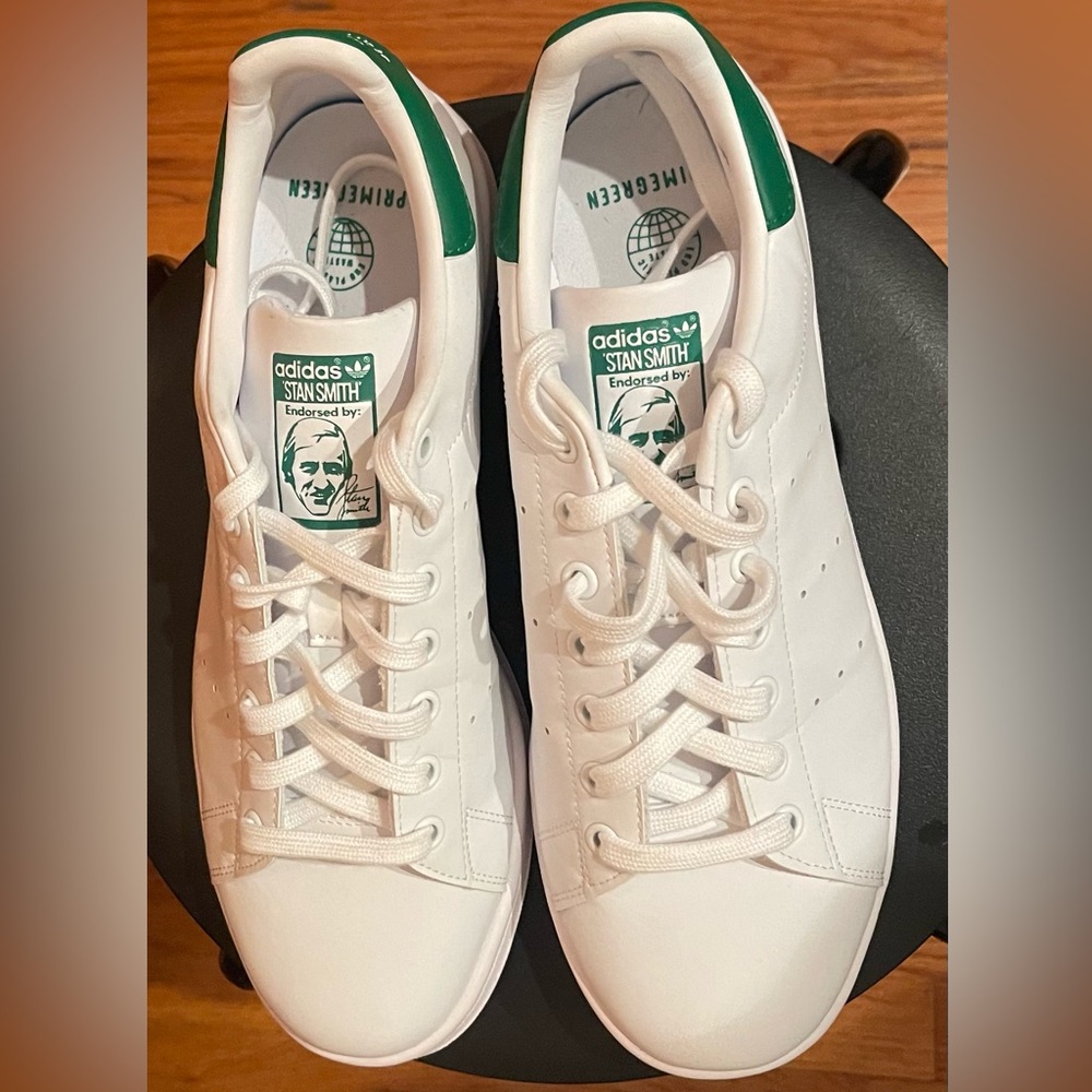 Adidas Stan Smiths (Men’s size 10)
